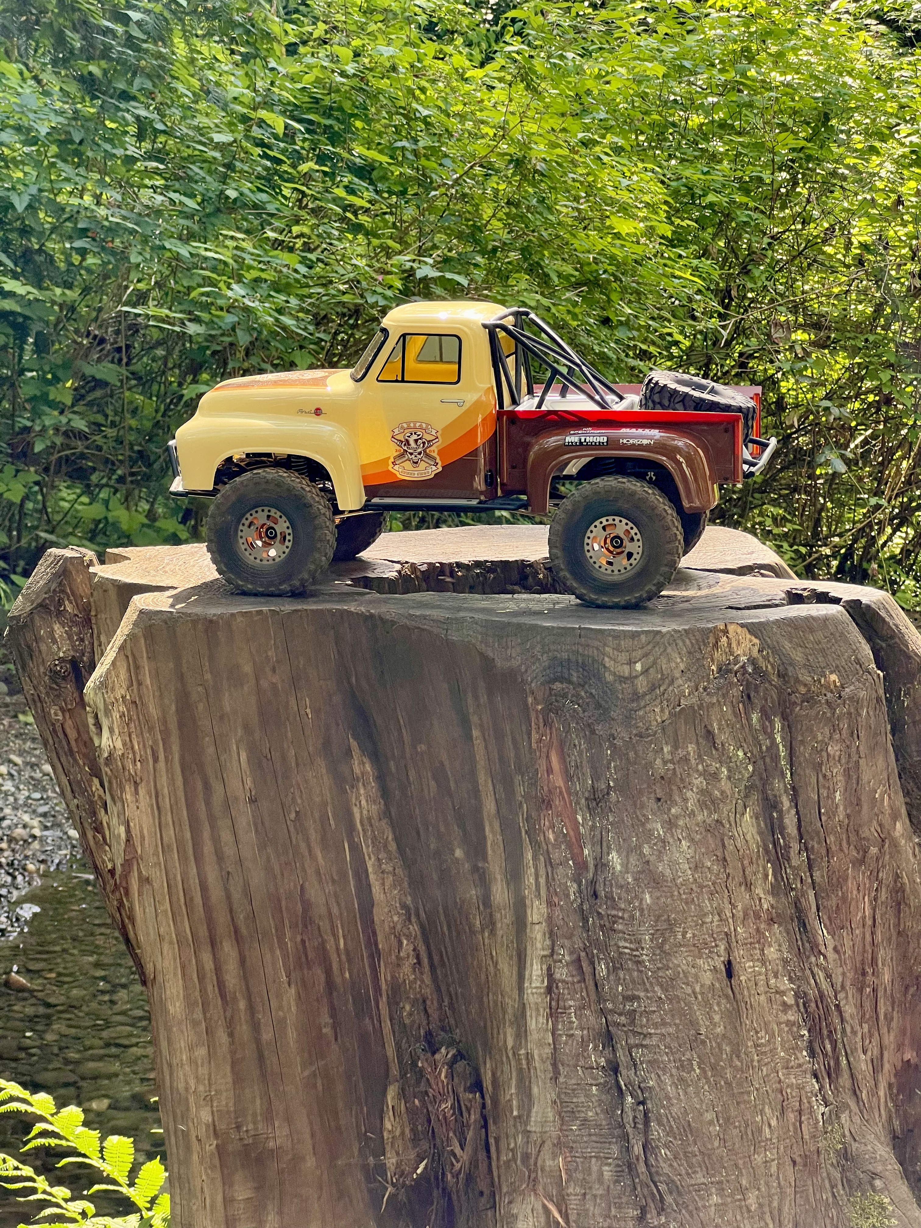SCX10 II F100