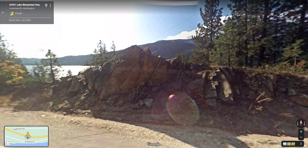 Lake Wenatchee Viewpoint Rocks